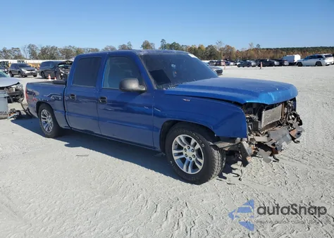 2005 Chevrolet Silverado C1500 from USA, damaged, VIN 2GCEC13T851105728